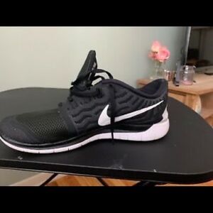 Nike Barefoot ride Free 5.0